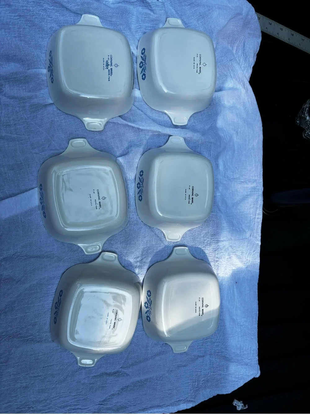 Corningware White Ceramic Petite Pan P-41 Baking Dish with Blue Floral Pattern.